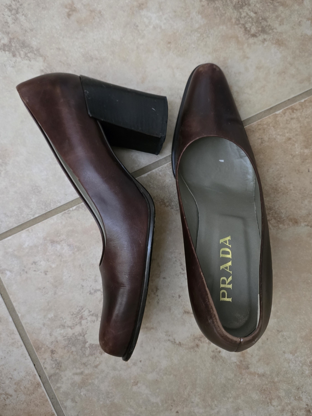 Prada Womenβs Brown Leather Block Heel Pumps EU 38 (US 8)